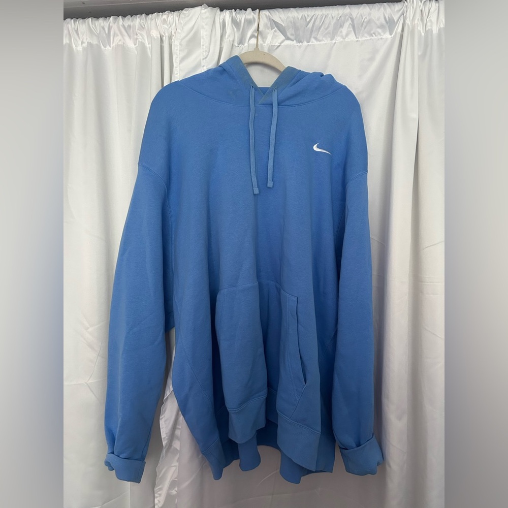 Nike clubhouse hoodie